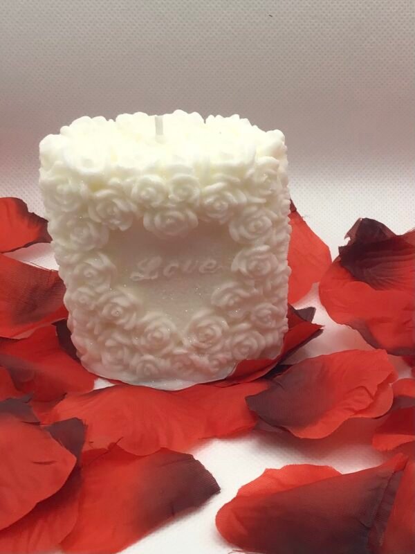 Bougie "love" blanche parfum "charme"